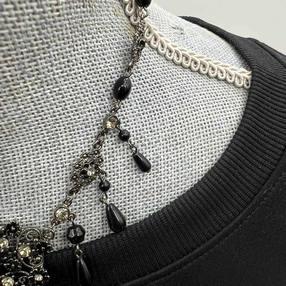 VCLM black bead and rhinestones necklace with matching earrings - Picture 9 of 11